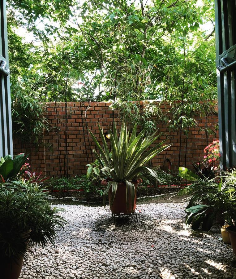 The Madeline Boutique Hotel & Suites Davao Exterior photo